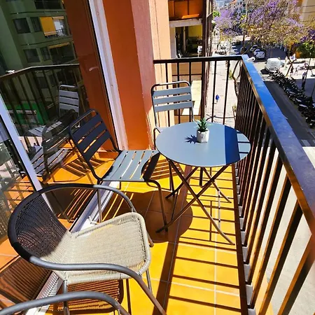 Stunning Gem With And Sea Views Апартаменты *