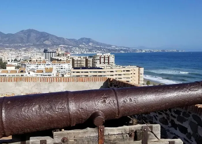 Stunning Gem With And Sea Views Apartment *