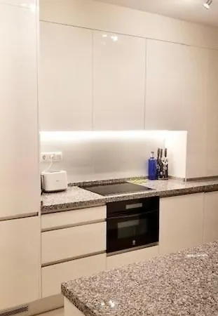 Stunning Gem With And Sea Views Apartament *