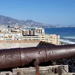 Stunning Gem With And Sea Views Apartmán *