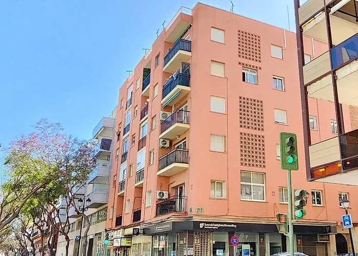 Stunning Gem With And Sea Views Appartement